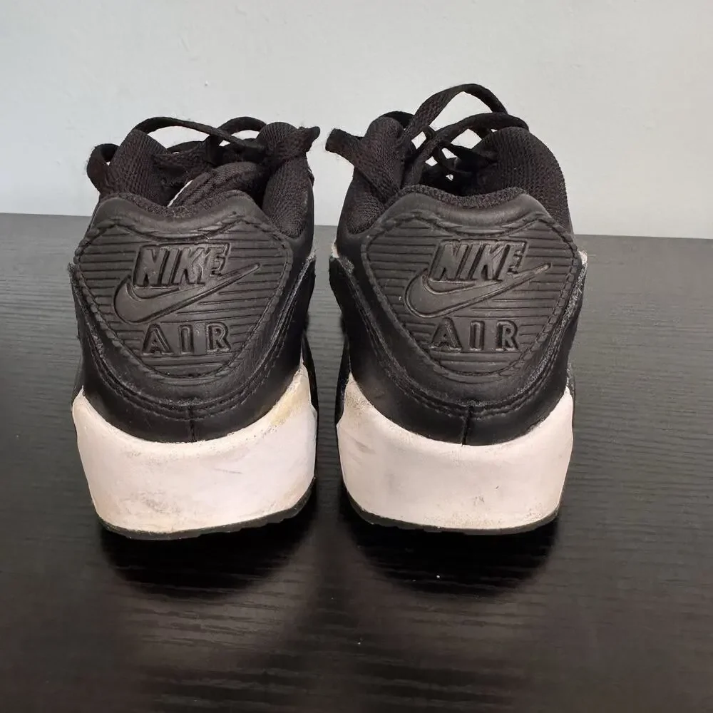 Nike Air Max 90 Leather GS Anthracite Black Kids Athletic Sneaker Sz 4Y Classic